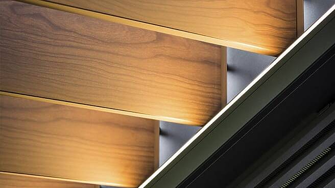 Renson terrasoverkapping - Houtlook lamellen